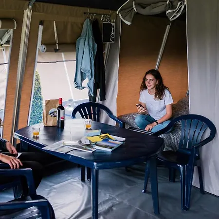 Country Camp Paradiso Οργανωμένο κάμπινγκ